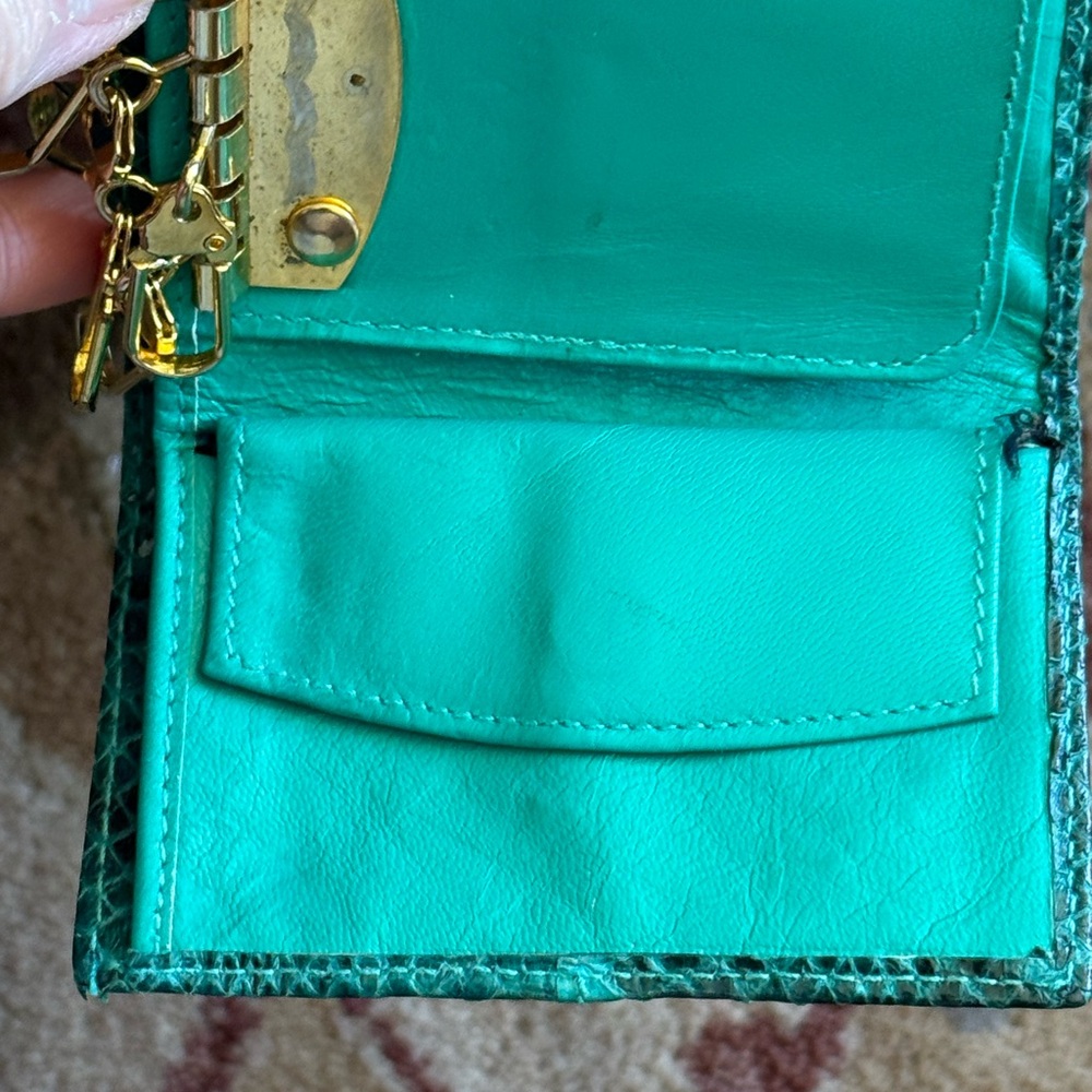 Turquoise Snakeskin Card & Key Organizer - Picture 6 of 10